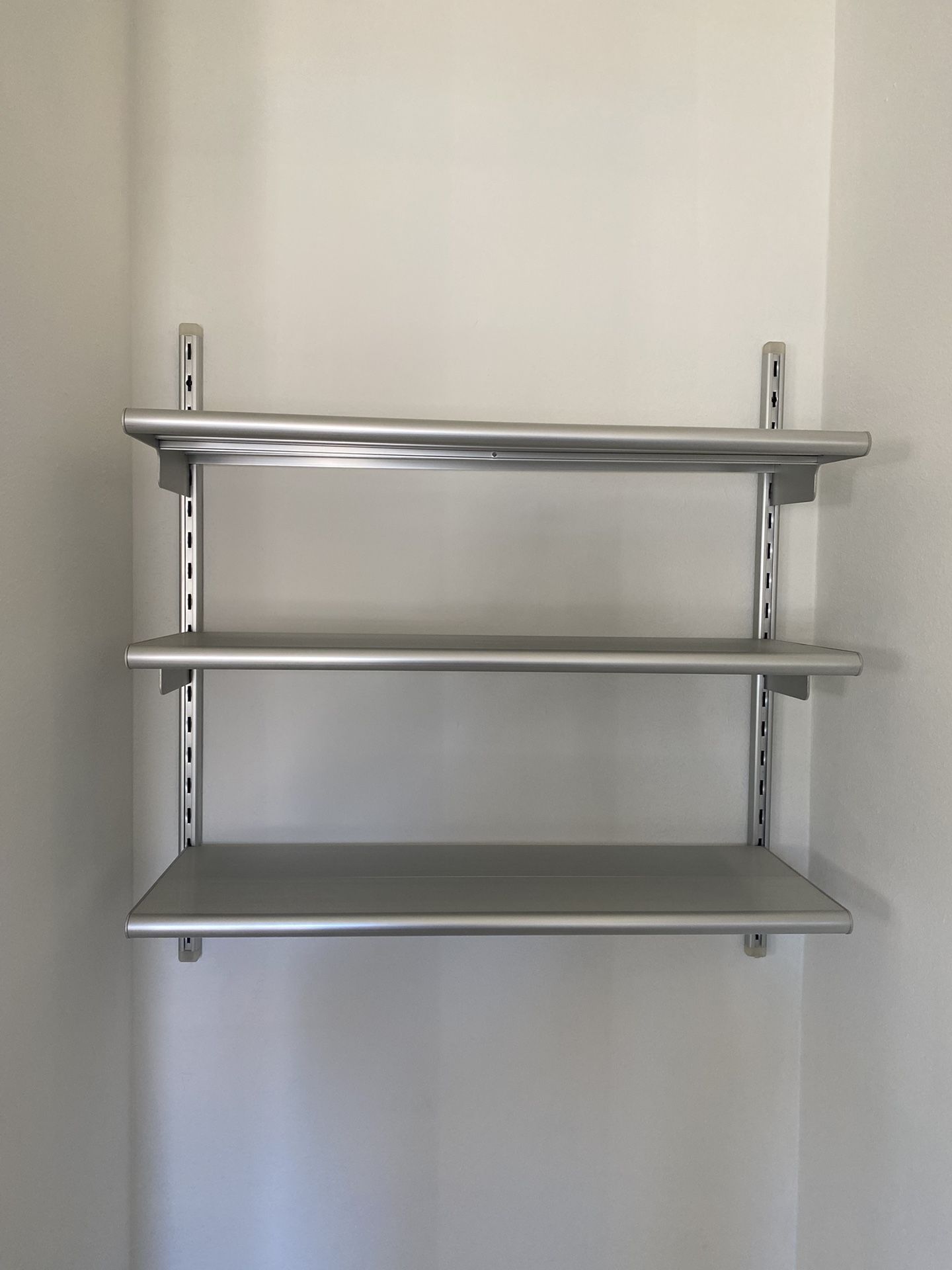 Metal Adjustable Shelves