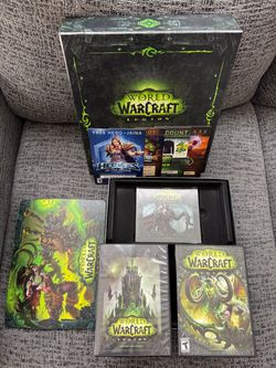World of Warcraft Legion Collectors Edition. Comes with everything that is shown in the second picture