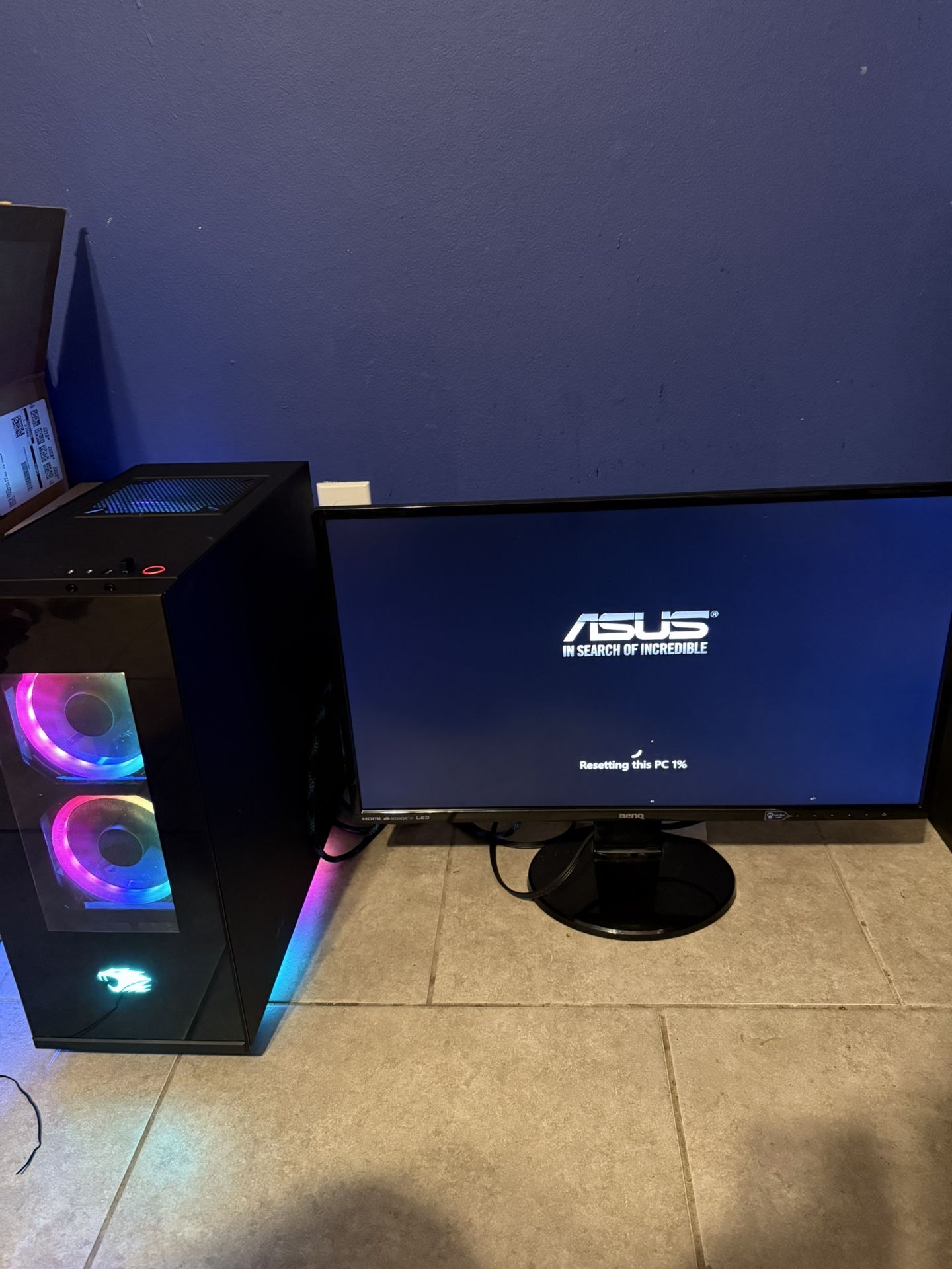 Nice Gaming PC w/ Two BenQ Monitors!