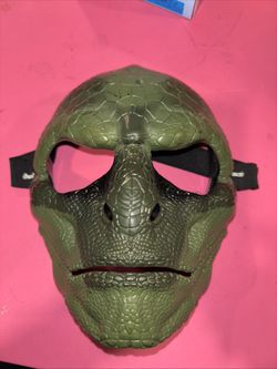 2012 Hasbro Marvel Amazing Spider-Man Lizard Mask