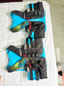Jet-ski life jacket x2