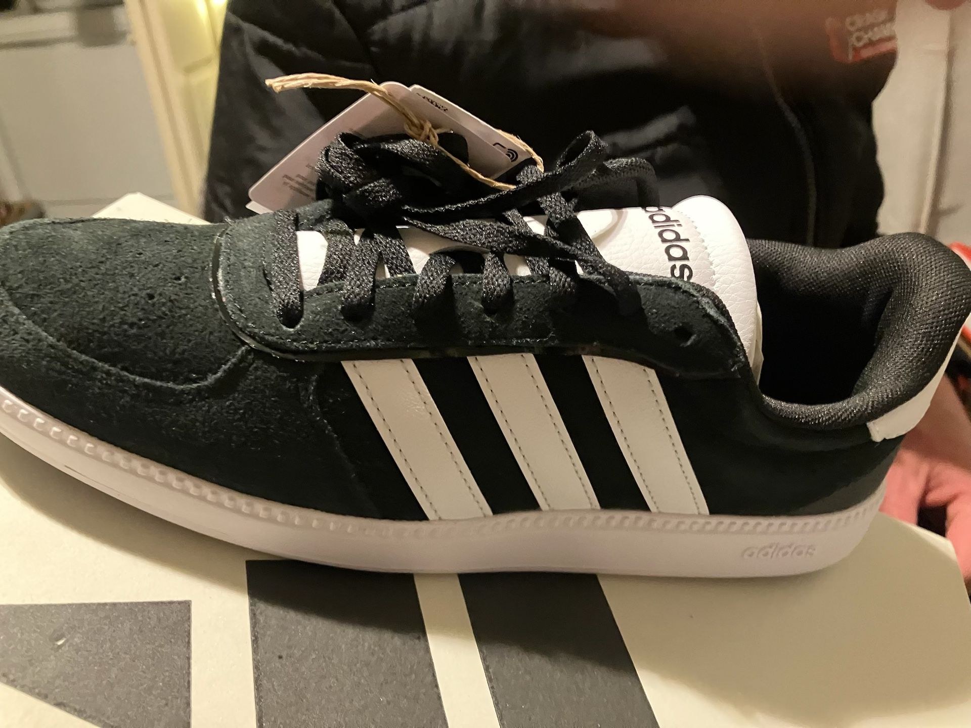 new wth box adidas unisex sneakers