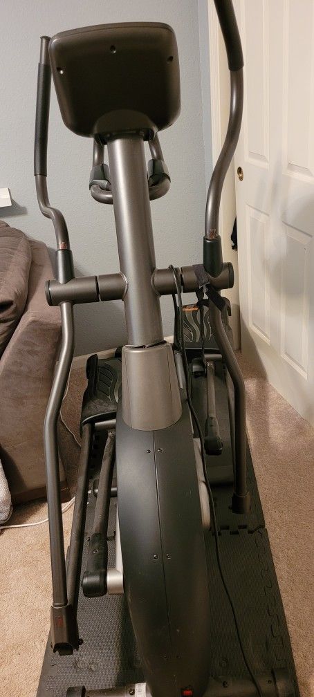 AFG 3.1 ELLIPTICAL 