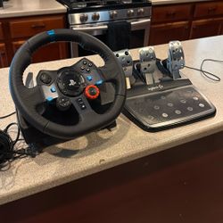 Logitech G29 Steering Wheel And Pedals