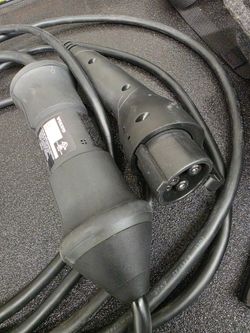 volvo charging cable