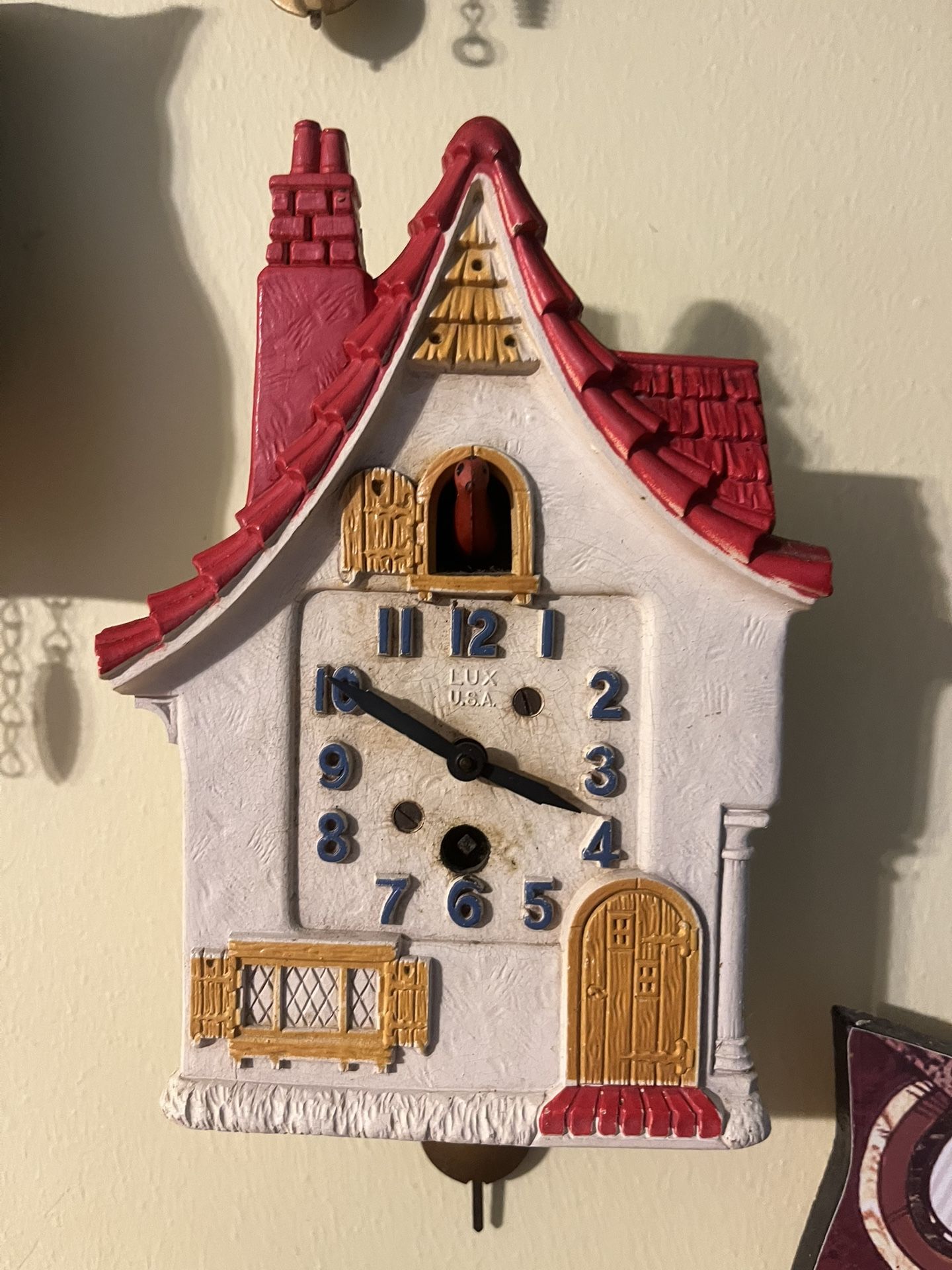 Vintage Lux USA Cuckoo Clock With Key