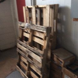 Free pallets.