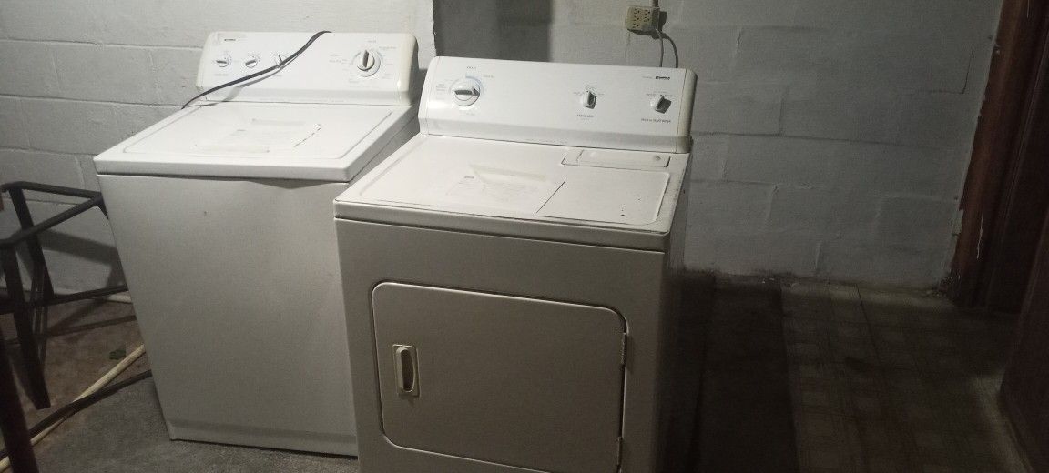 Kenmore Washer & Maytag Electric Dryer
