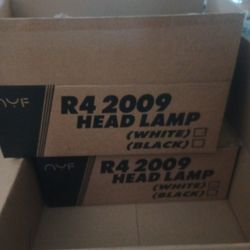 RAV4 2009-2012 Black Headlamps 