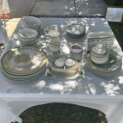 Plate Set For 6