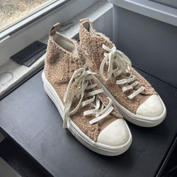 Women’s Converse  Shoes Sz 9