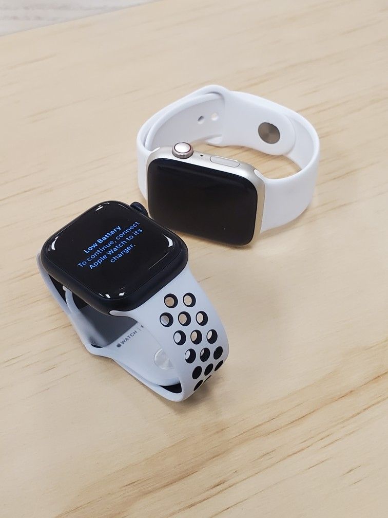 Apple Watch Series 6 40mm GPS - Great Deals / Warranty Included for Peace of Mind