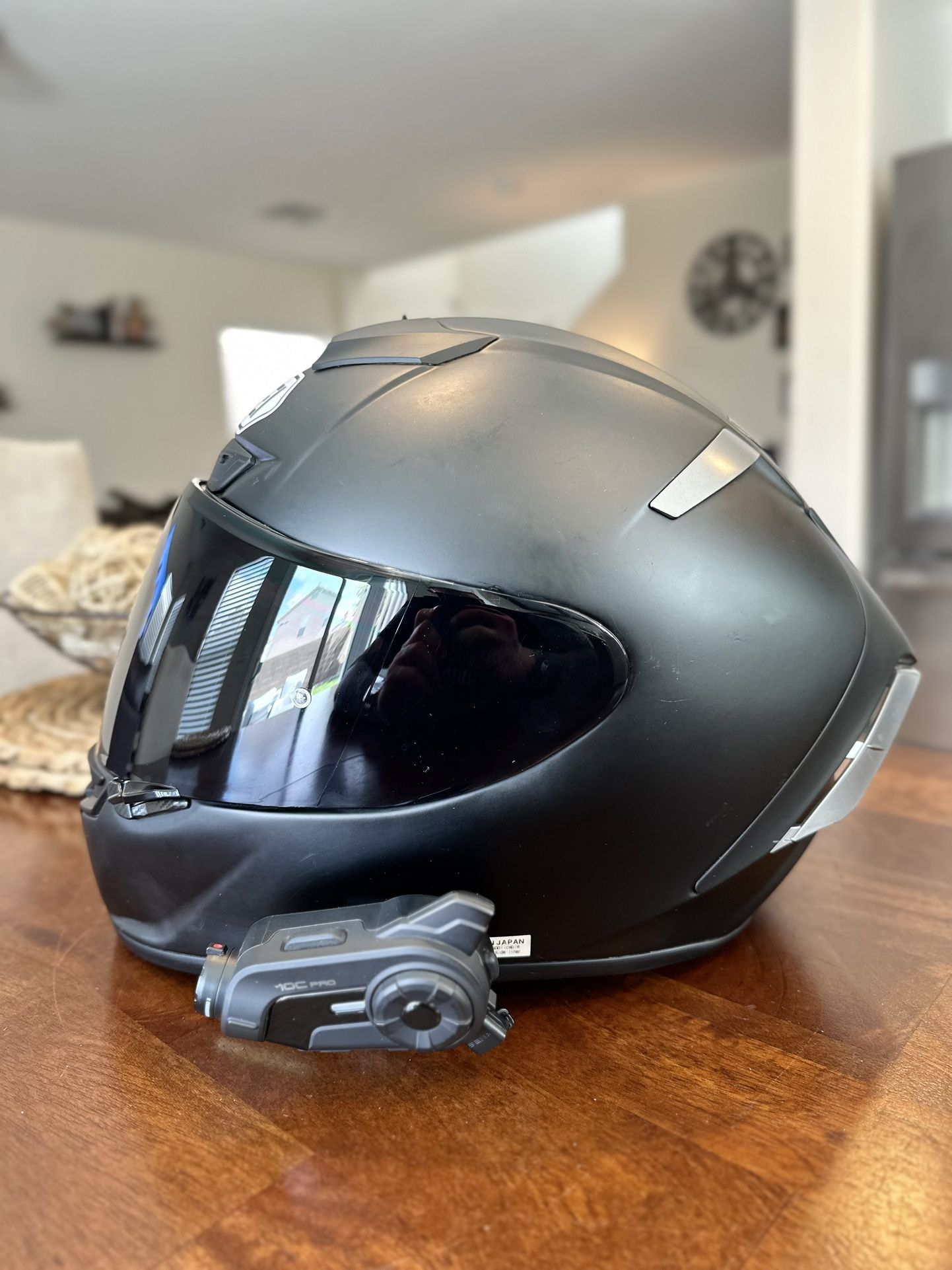 sena on shoei x14 Shoei X14 Matte Black Racing Motorcycle Helmet Size XL w/Sena 10C Pro &2  Visors for Sale in Las Vegas, NV
