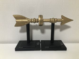 Arrow Bookeneds