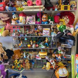 Random Collectibles Toys , Movies , Plush , Games , Books , Etc