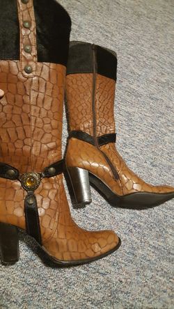 Italian boots ,all leather, inside too. Size 8