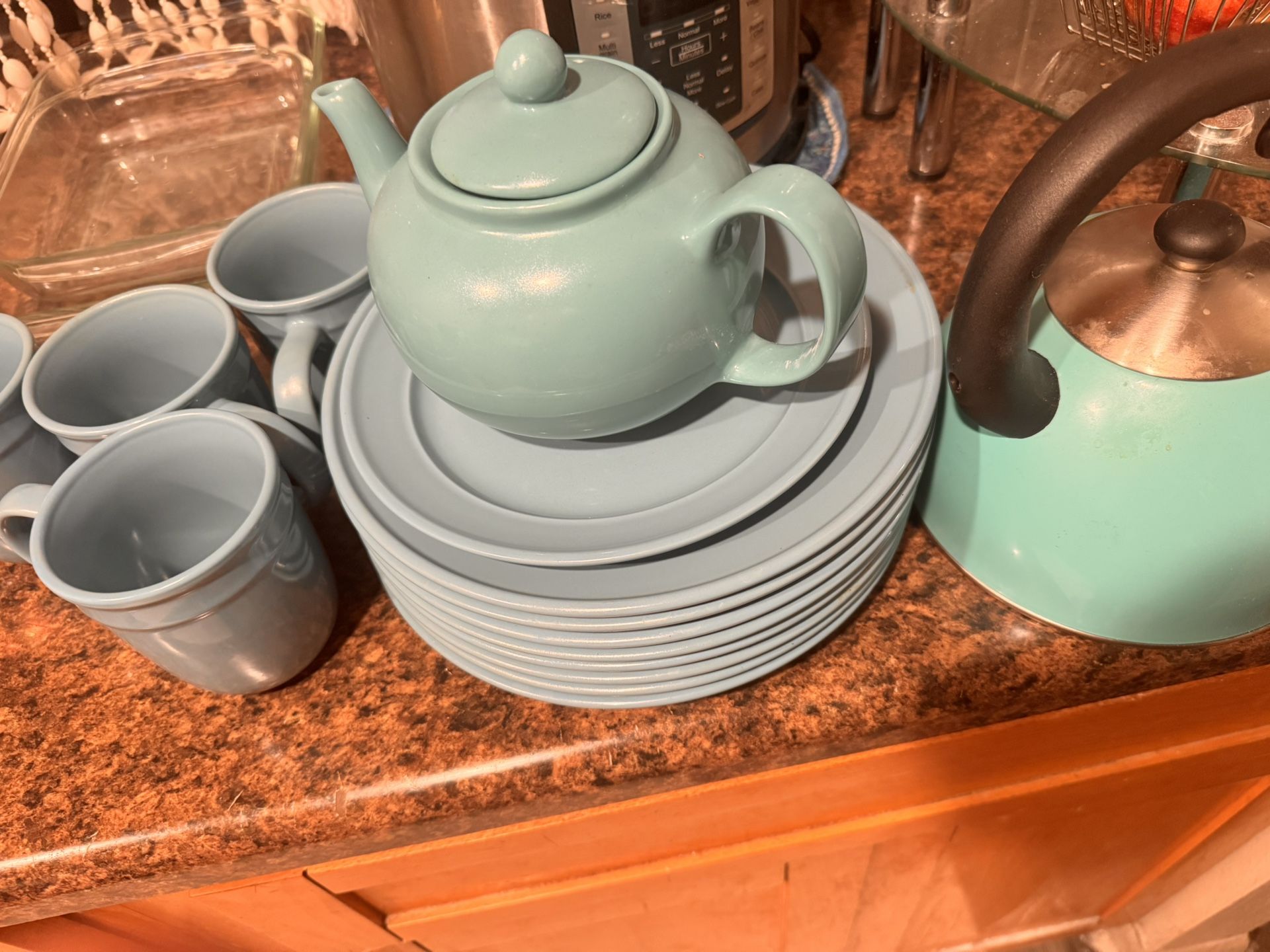 Matching Blue Kitchen Set – Plates, Mugs, Teapot & Kettle