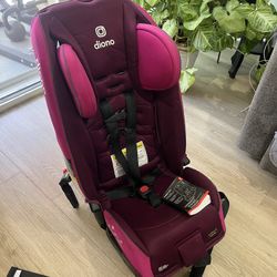 Diono Radian 3RXT car seat.