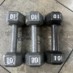 HEX HEAD STEEL DUMBBELLS 10 LB EACH SET OF 3 PREOWNED 30lbs Total. 