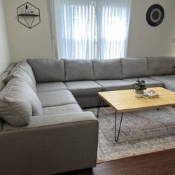 Gray Sectional With Chaise 