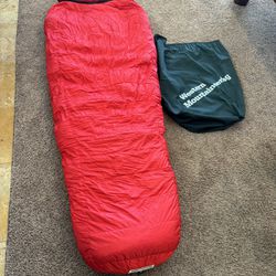 Brand new Western Mountaineering bison, sleeping bag