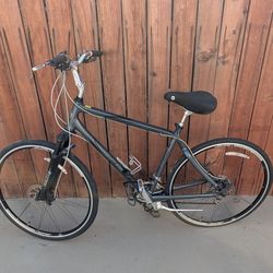 Giant Cypress SX Hybrid Bike - 21" Frame (Large/XL)