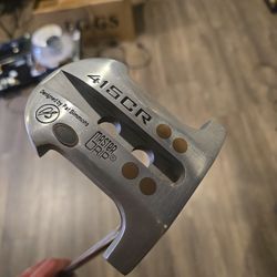 MASTER GRIP DESIGNED BY PAT SIMMONS 415CR - PUTTER  LENGTH 35"INCH 