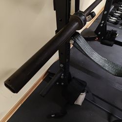 Unknown Olympic Weightlifting Bar (Bearing Barbell)