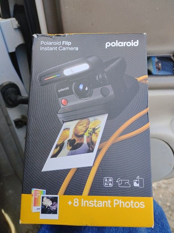 BRAND NEW POLAROID FLIP INSTANT CAMERA