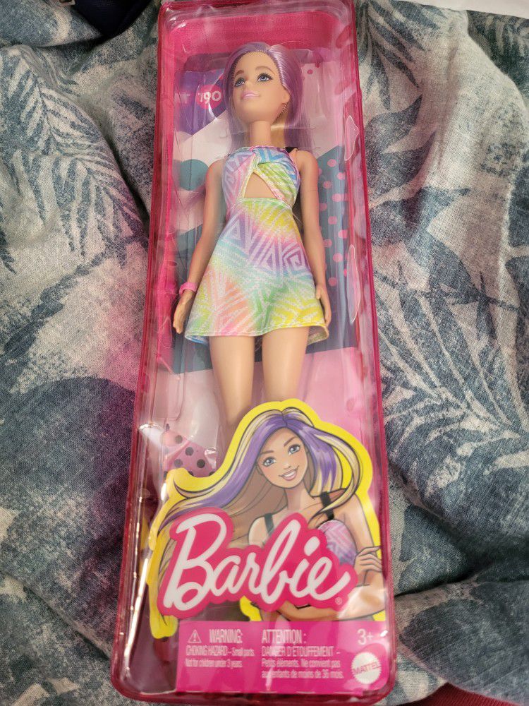 Brand New Fashionista Barbie 190