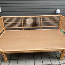 Rattan Day Bed With Twin Memory Foam Mattress 
