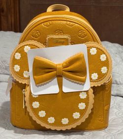 Loungefly Disney Minnie Mouse Pumpkin Pie Cinnamon Scented Fall Mini
