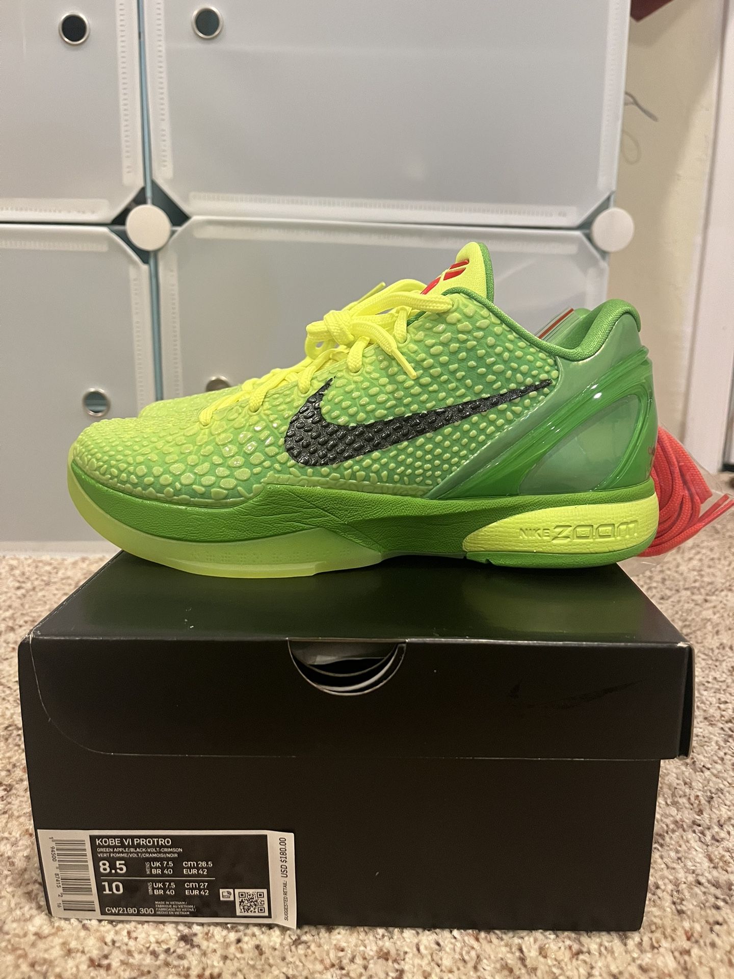 Nike Kobe 6 Protro Grinch Size 8.5