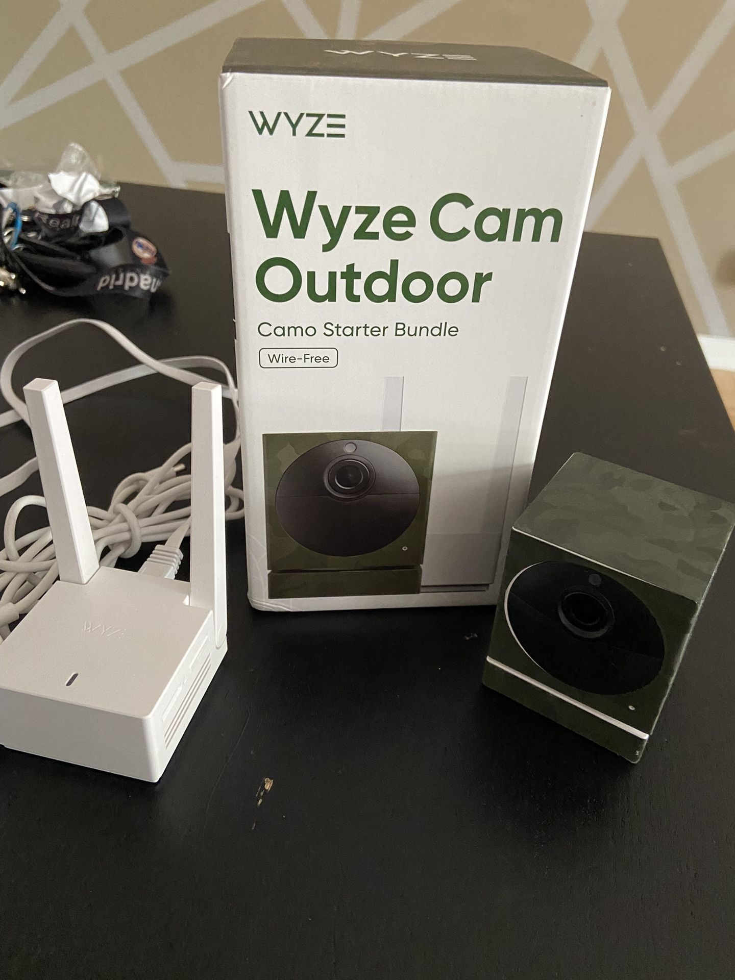 Wireless Indoor/outdoor Security Camera 