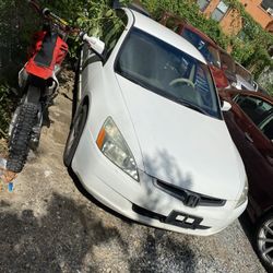 Honda Accord ,white 