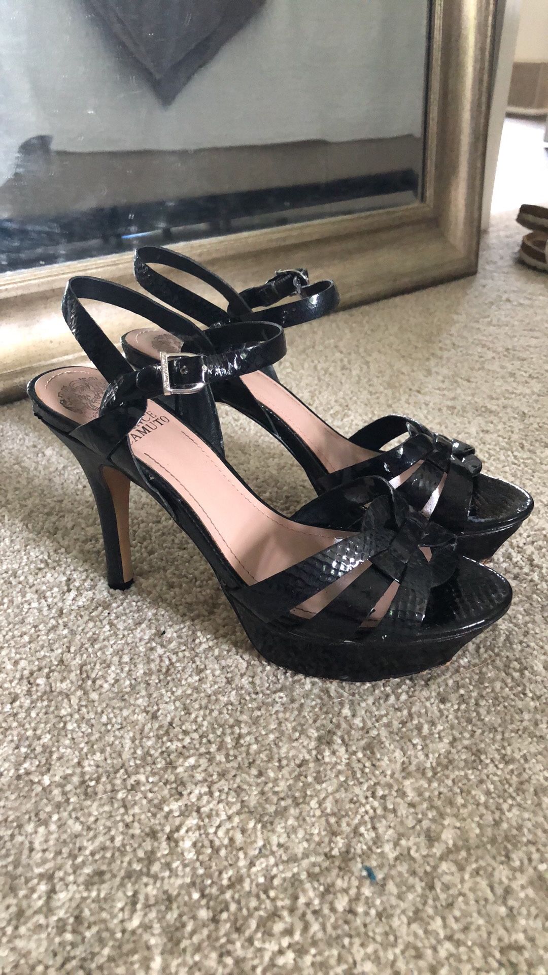 Vince Camuto Black Strappy Heel - size 7