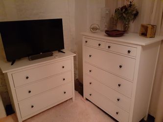 Girl's White Bedroom Set w/Twin Bed & Mattress