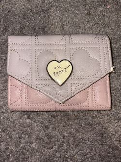 betsy johnson wallet