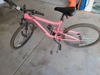 26" Womens Mongoose Mountain Bike