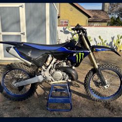 Motorcycle 2023 Yz250 Monster Edition Original 
