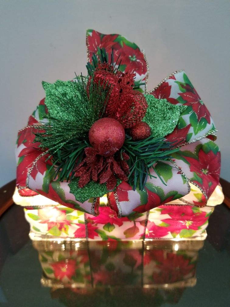 Poinsettia Ribbon Lighted Glass Block