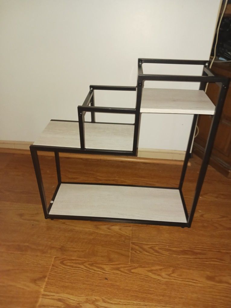 Plant Stand / Small Shelf