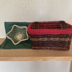 Christmas Baskets-2/$5
