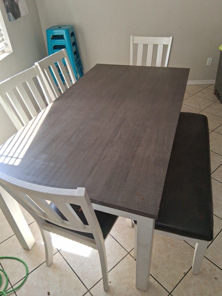 Table 4 Chairs And Bench