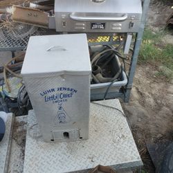 Little Chief Smoker And Stainless Steel Boat Bbq