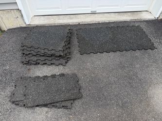 HEAVY DUTY Gym and workshop rubber flooring tiles