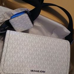 Michael Kors - Crossbody Purse