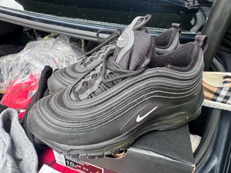 Air max kids used size 4.4y