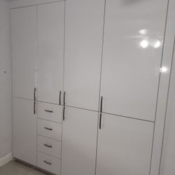 Closet Cabinets 