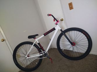 29er Throne The Goon